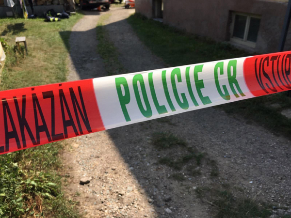 Muž na Táborsku zavraždil mladou ženu, byla nalezena v rodinném domě