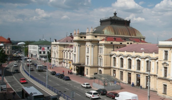 Slavnostní akt symbolicky zahájil rekonstrukci výpravní budovy v Českých Budějovicích