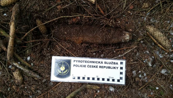 Na Českokrumlovsku nalezl muž dělostřelecký granát 