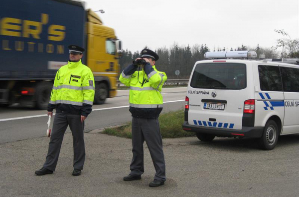 Řidič z Táborska sedl za volant svého vozu navzdory zákazu řízení