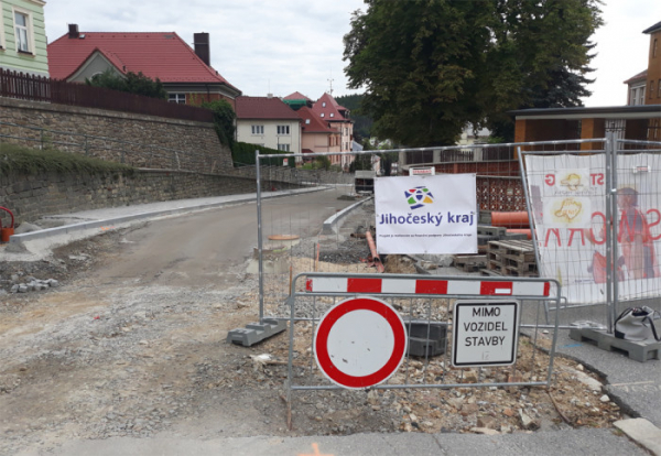 Ve Vimperku začíná další etapa rekonstrukce páteřní ulice 1. máje