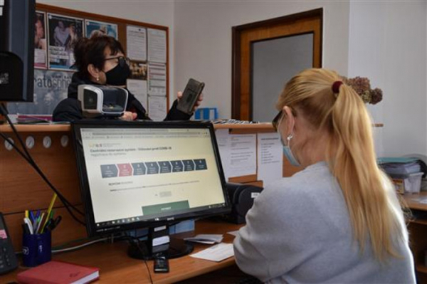 S registrací na očkování seniorům z Písku pomohou pracovnice oddělení sociální práce a pomoci