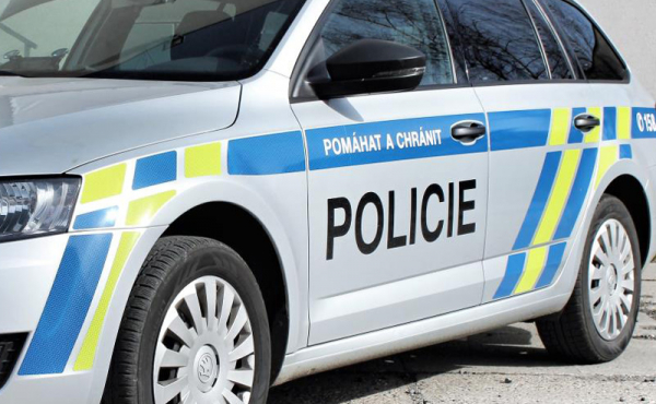 V Myslkovicích havaroval opilý řidič Octavie, policistům nadýchal 1,3 promile alkoholu