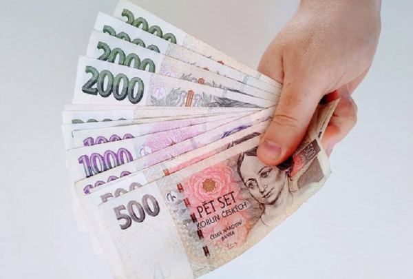 Seniorka z Prachatic chtěla půjčit známému peníze, ten jí následně oloupil a utekl